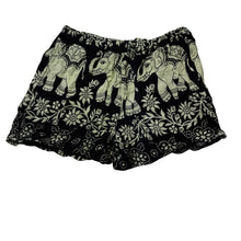 Load image into Gallery viewer, Girls lightweight, shorts, elasticated, GUC, size 5-6,  