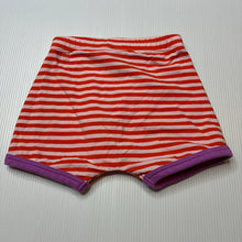Load image into Gallery viewer, Unisex Bonds, soft feel stretchy shorts, EUC, size 00,  