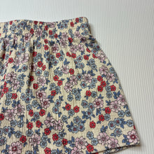 Load image into Gallery viewer, Girls Anko, stretchy floral shorts, elasticated, EUC, size 2,  