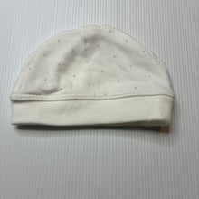 Load image into Gallery viewer, Unisex Target, organic cotton hat / beanie, EUC, size 0000,  
