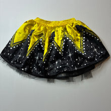 Load image into Gallery viewer, Girls The Wiggles, Emma lightweight dress-up skirt, EUC, size 3-5,  