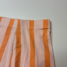 Load image into Gallery viewer, Girls KID, striped stretchy bike shorts, EUC, size 7,  
