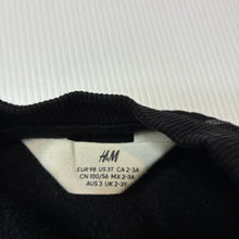 Load image into Gallery viewer, Boys H&amp;M, black fleece lined sweater / jumper, planets, GUC, size 3,  