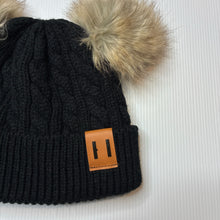 Load image into Gallery viewer, Unisex black, cable knit hat / beanie, EUC, size 1-2,  