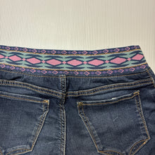 Load image into Gallery viewer, Girls H&amp;M, lightweight stretchy denim shorts, elasticated, GUC, size 7,  