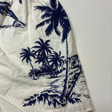 Load image into Gallery viewer, Boys lightweight, cotton shorts, elasticated, EUC, size 6,  