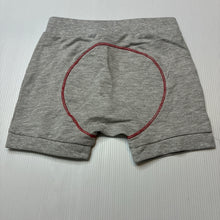 Load image into Gallery viewer, Boys Tiny Little Wonders, soft feel shorts, elasticated, EUC, size 1,  