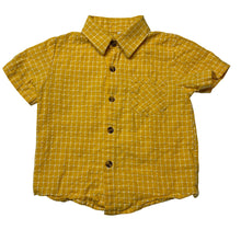 Load image into Gallery viewer, Boys yellow, lightweight cotton short sleeve shirt, EUC, size 3,  