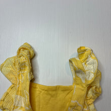 Load image into Gallery viewer, Girls yellow, floral summer romper, EUC, size 00,  