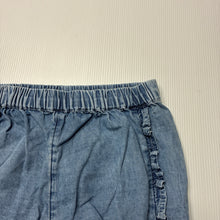 Load image into Gallery viewer, Girls Sprout, lightweight cotton shorts, elasticated, GUC, size 2,  