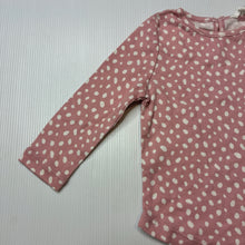 Load image into Gallery viewer, Girls Country Road, soft feel organic cotton long sleeve top, EUC, size 00,  