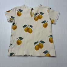 Load image into Gallery viewer, Girls HEMA, stretchy waffle top, lemons, EUC, size 0,  