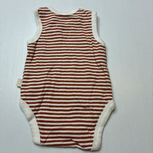 Load image into Gallery viewer, Unisex LUMMI in colour, soft feel organic cotton singletsuit romper, EUC, size 000,  