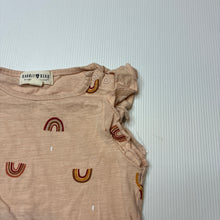 Load image into Gallery viewer, Girls RABBIT + BEAR, organic cotton top, rainbows, EUC, size 2,  