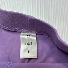 Load image into Gallery viewer, Girls Target, soft feel stretchy bike shorts, FUC, size 1,  