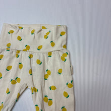 Load image into Gallery viewer, Unisex Bonds, stretchy leggings / bottoms, lemons, EUC, size 0000,  