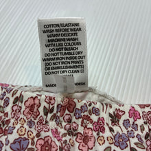 Load image into Gallery viewer, Girls Target, floral organic cotton blend leggings / bottoms, EUC, size 0000,  