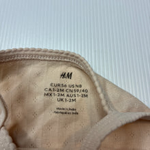 Load image into Gallery viewer, Girls H&amp;M, pointelle cotton singletsuit romper, GUC, size 0000,  