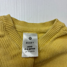Load image into Gallery viewer, Girls Target, knitted cotton cardigan, EUC, size 000,  