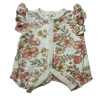 Load image into Gallery viewer, Girls Baby Berry, floral soft cotton romper, EUC, size 0000,  