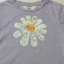 Load image into Gallery viewer, Girls H&amp;M, cotton tee / top, sequin flower, GUC, size 3,  