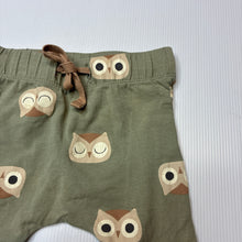 Load image into Gallery viewer, Unisex Baby Berry, stretchy leggings / bottoms, owls, FUC, size 0,  