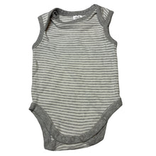 Load image into Gallery viewer, Unisex Target, soft cotton singletsuit romper, EUC, size 000,  