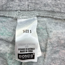Load image into Gallery viewer, Girls Bonds, floral cotton track pants, Inside leg: 38cm, FUC, size 5,  