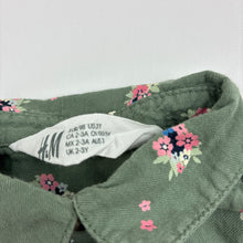 Load image into Gallery viewer, Girls H&amp;M, floral cotton shirt dress, EUC, size 3, L: 48cm