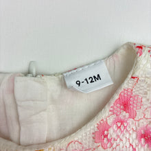 Load image into Gallery viewer, Girls lined, tulle &amp; floral party dress, GUC, size 0, L: 44cm