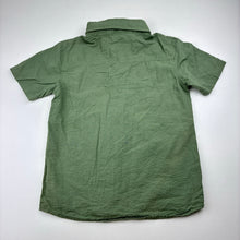Load image into Gallery viewer, Boys Tilt, lightweight crinkle cotton short sleeve shirt, GUC, size 6,  
