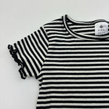 Load image into Gallery viewer, Girls Target, ribbed stretchy tee / top, EUC, size 3,  