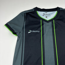 Load image into Gallery viewer, Boys Deploy, sports / activewear top, Sz: XS, EUC, size 6-7,  