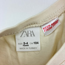 Load image into Gallery viewer, Girls Zara, cotton long sleeve top, dog, light mark right cuff, FUC, size 3-4,  
