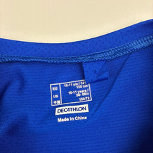 Load image into Gallery viewer, Unisex Decathlon, blue sports / activewear top, EUC, size 10-11,  