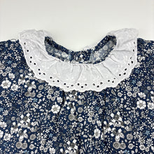 Load image into Gallery viewer, Girls Petit Enfant, navy &amp; white floral long sleeve top, GUC, size 4,  