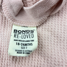 Load image into Gallery viewer, Girls Bonds, RE-LOVED waffle cotton long sleeve top, FUC, size 2,  