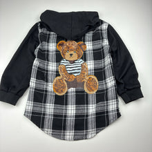 Load image into Gallery viewer, Boys lightweight, long sleeve hooded shirt, GUC, size 6,  