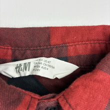 Load image into Gallery viewer, Boys H&amp;M, checked cotton long sleeve shirt, EUC, size 4,  