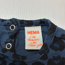 Load image into Gallery viewer, Girls HEMA, animal print stretchy long sleeve top, EUC, size 00,  