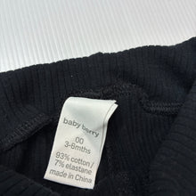 Load image into Gallery viewer, Unisex Baby Berry, black ribbed footed leggings / bottoms, EUC, size 00,  