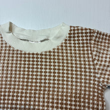 Load image into Gallery viewer, Girls MINI ZALI, waffle cotton short sleeve top, EUC, size 00,  