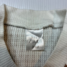 Load image into Gallery viewer, Girls MINI ZALI, waffle cotton short sleeve top, EUC, size 00,  