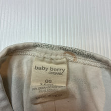 Load image into Gallery viewer, Unisex Baby Berry, organic cotton blend zip coverall / romper, GUC, size 00,  