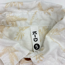 Load image into Gallery viewer, Boys KID, linen / cotton short sleeve shirt, FUC, size 5,  