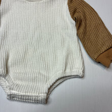 Load image into Gallery viewer, Unisex MINI ZALI, knitted bodysuit / romper, EUC, size 00,  
