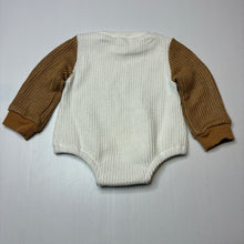 Load image into Gallery viewer, Unisex MINI ZALI, knitted bodysuit / romper, EUC, size 00,  