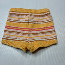 Load image into Gallery viewer, Girls Dymples, knitted cotton shorts, elasticated, EUC, size 000,  