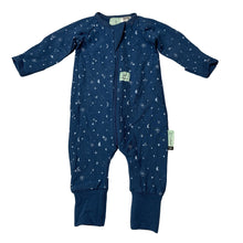 Load image into Gallery viewer, Unisex ergoPouch, 1.0 Tog organic cotton / bamboo zip sleepsuit, EUC, size 0000,  