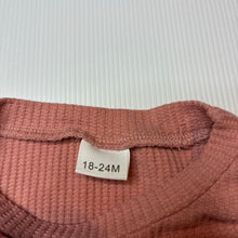 Load image into Gallery viewer, Girls pink, lightweight waffle long sleeve top, EUC, size 2,  